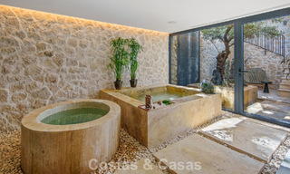 Instapklare, hedendaagse Mediterrane villa te koop grenzend aan de golfbaan van Las Brisas in Nueva Andalucia, Marbella 799161 