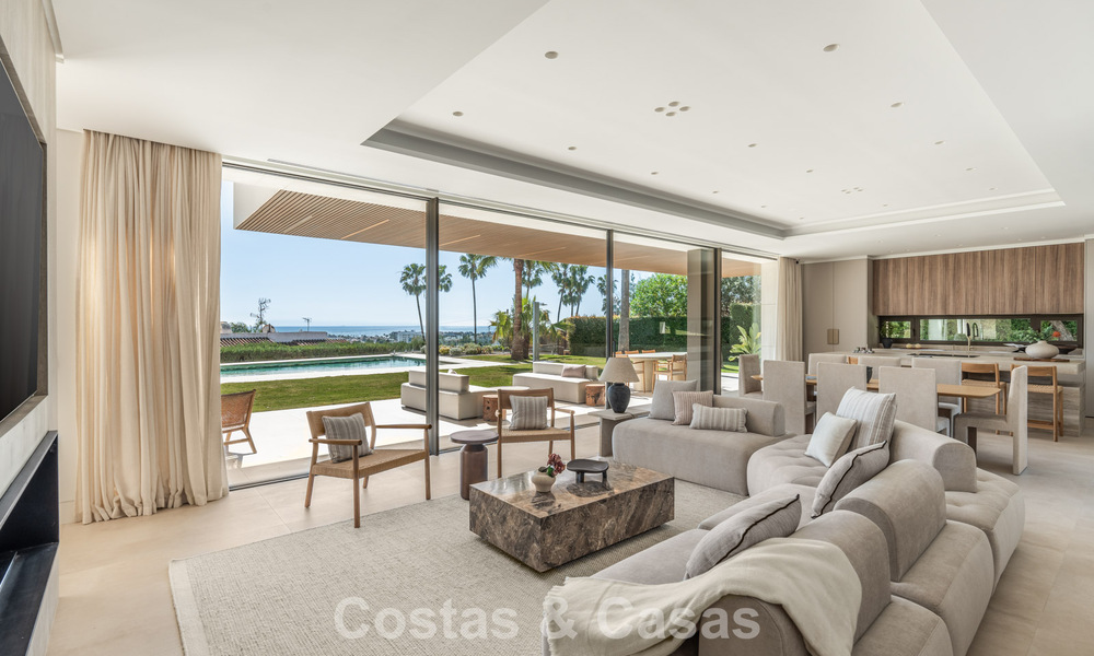 Moderne luxevilla met adembenemend zeezicht te koop vlakbij Malaga West, Costa del Sol 799437