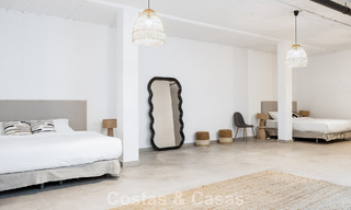 Moderne en instapklare villa te koop in een populaire golfwijk nabij Estepona centrum 799466 