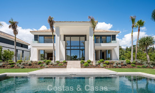 Nieuwe, moderne, architectonische villa met adembenemend zeezicht te koop op Marbella’s Golden Mile 799332 
