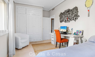 Tijdloze Spaanse luxevilla met grote tuin en zwembad te koop in de heuvels van Marbella - Benahavis 799403 