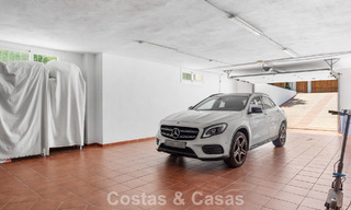 Tijdloze Spaanse luxevilla met grote tuin en zwembad te koop in de heuvels van Marbella - Benahavis 799408 