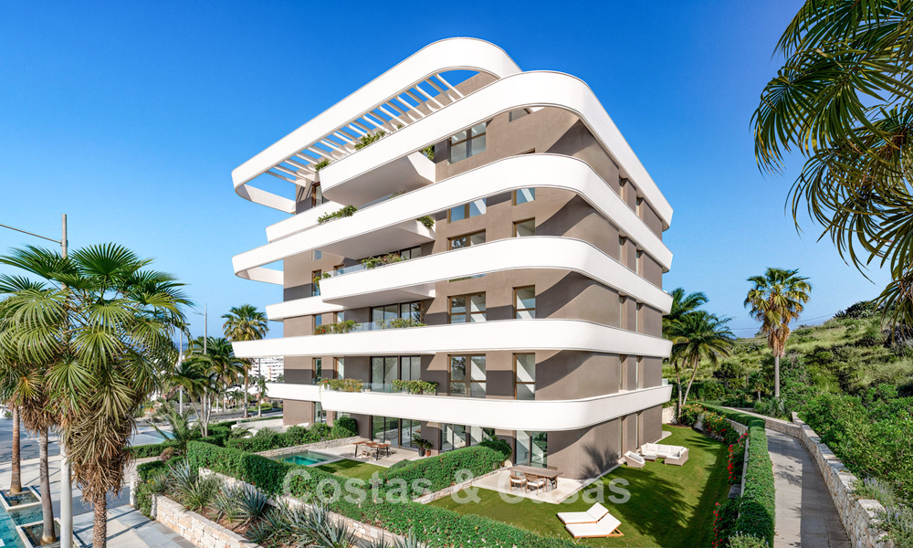Lancering! Modernistische nieuwbouwappartementen met zeezicht te koop in het centrum van Estepona 799540