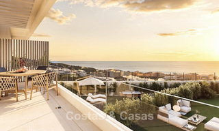 Moderne nieuwbouwhuizen met berg- en zeezicht te koop in een resort-stijl complex in Fuengirola, Costa del Sol 799588 