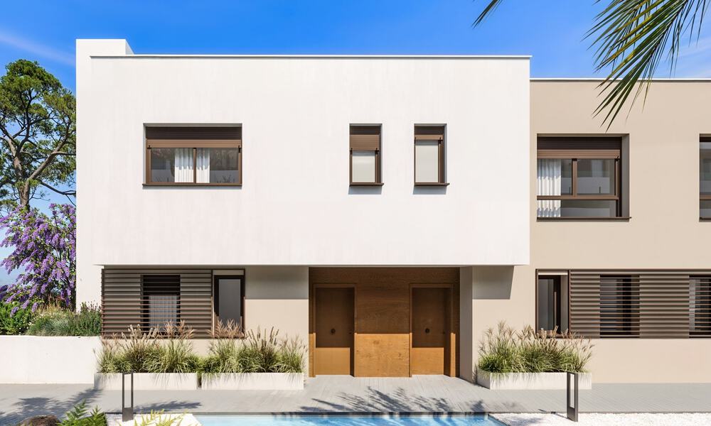 Moderne nieuwbouwhuizen met berg- en zeezicht te koop in een resort-stijl complex in Fuengirola, Costa del Sol 799597