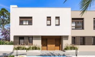 Moderne nieuwbouwhuizen met berg- en zeezicht te koop in een resort-stijl complex in Fuengirola, Costa del Sol 799597 