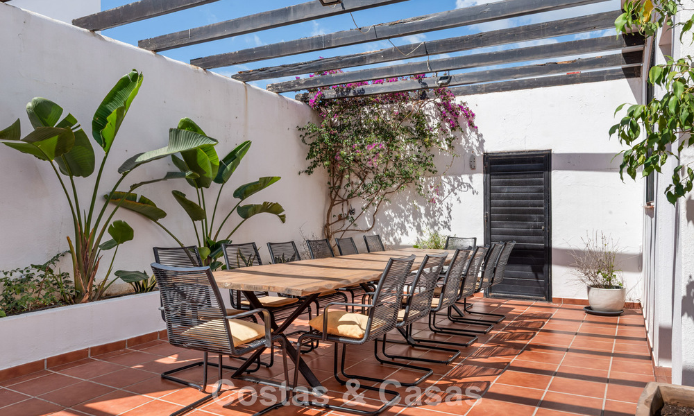 Villa te koop in Nueva Andalucia, Marbella, op loopafstand van het strand, dicht bij Puerto Banus 799631