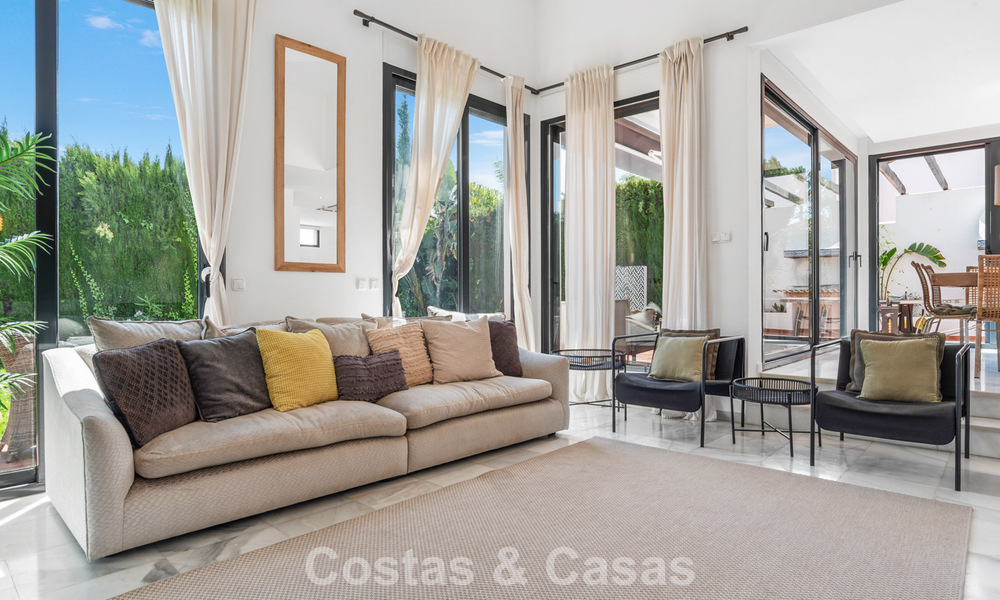 Villa te koop in Nueva Andalucia, Marbella, op loopafstand van het strand, dicht bij Puerto Banus 799658