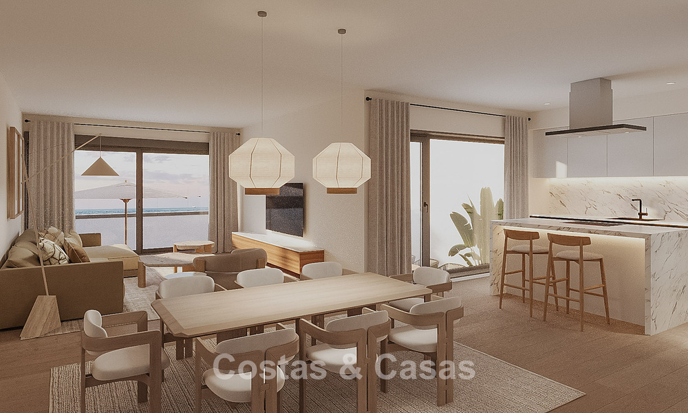 Lancering! Eerstelijnsstrand, luxe appartementen en rijwoningen met zeezicht te koop nabij Sotogrande, Costa del Sol 799742