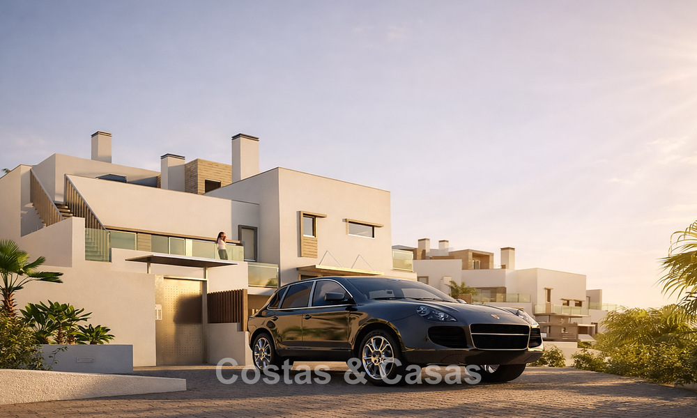 Lancering! Eerstelijnsstrand, luxe appartementen en rijwoningen met zeezicht te koop nabij Sotogrande, Costa del Sol 799744