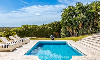 Prachtig, eigentijds gerenoveerde, Andalusische villa met panoramisch zeezicht te koop in Sotogrande, Costa del Sol 799876 
