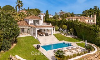 Prachtig, eigentijds gerenoveerde, Andalusische villa met panoramisch zeezicht te koop in Sotogrande, Costa del Sol 799882 