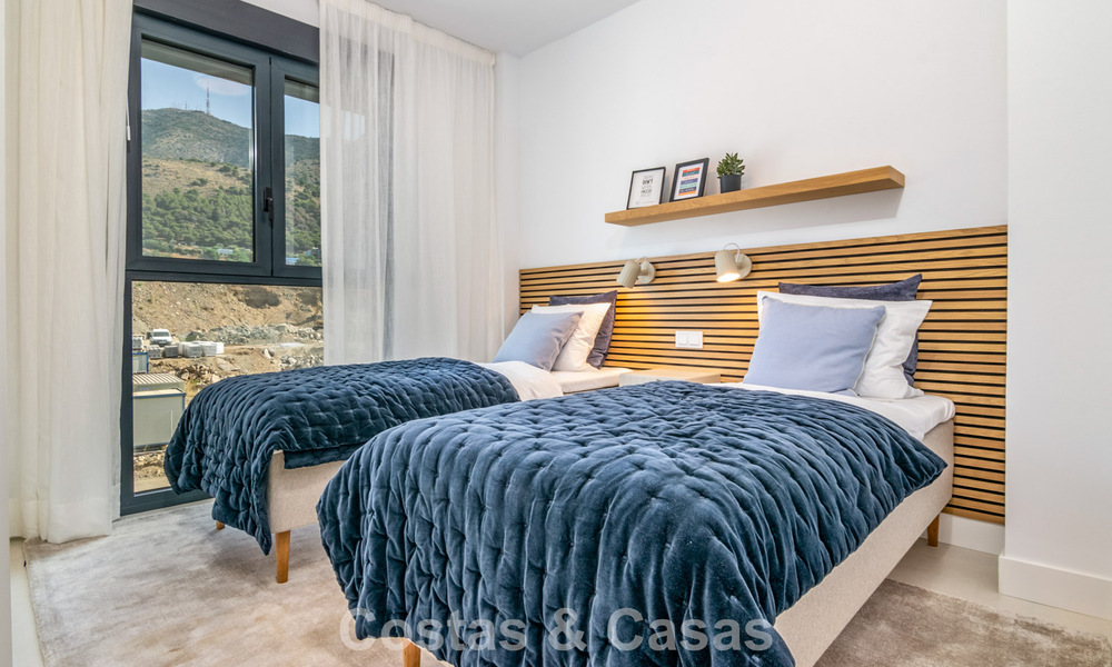 Instapklare, moderne luxewoningen te koop met zeezicht in een resort-stijl complex in Fuengirola, Costa del Sol 799930