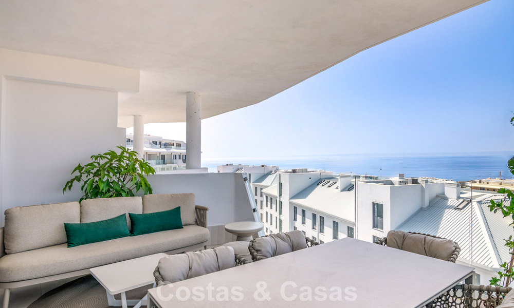 Instapklare, moderne luxewoningen te koop met zeezicht in een resort-stijl complex in Fuengirola, Costa del Sol 799931