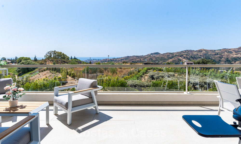 Zeer lichtrijk appartement met ruim loungeterras te koop in La Cala Golf in Mijas, Costa del Sol 799961