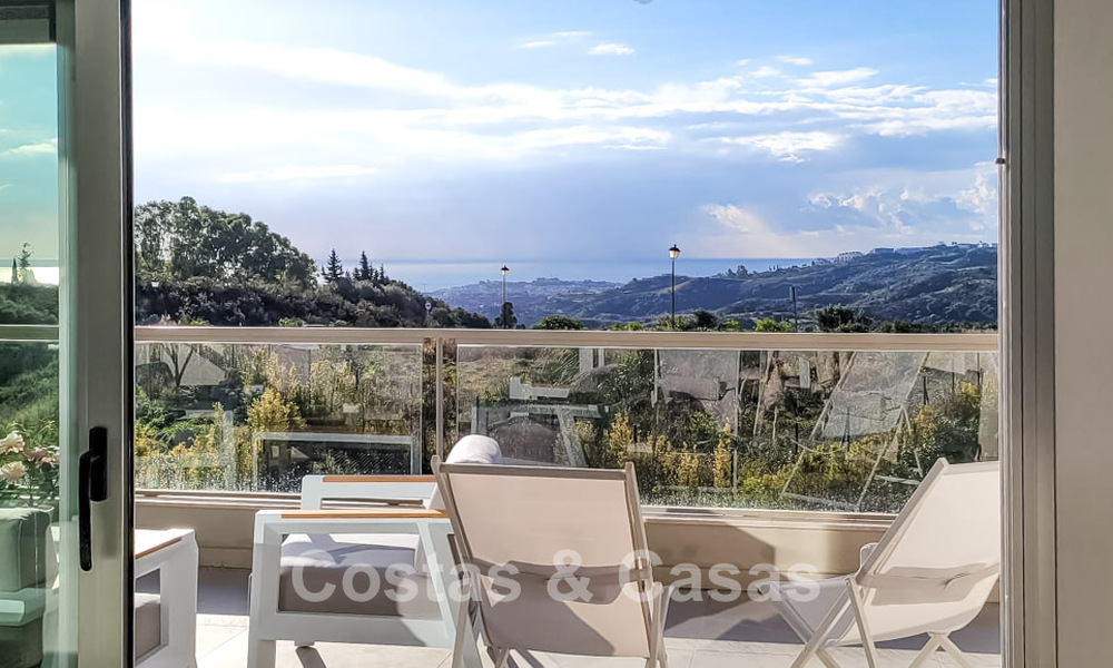 Zeer lichtrijk appartement met ruim loungeterras te koop in La Cala Golf in Mijas, Costa del Sol 799974