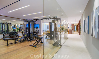 Hedendaagse design villa met panoramisch uitzicht te koop in Nueva Andalucia’s golfvallei, Marbella 800098 