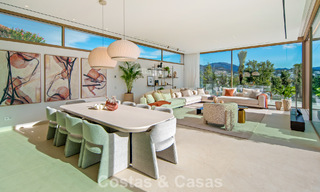 Hedendaagse design villa met panoramisch uitzicht te koop in Nueva Andalucia’s golfvallei, Marbella 800142 