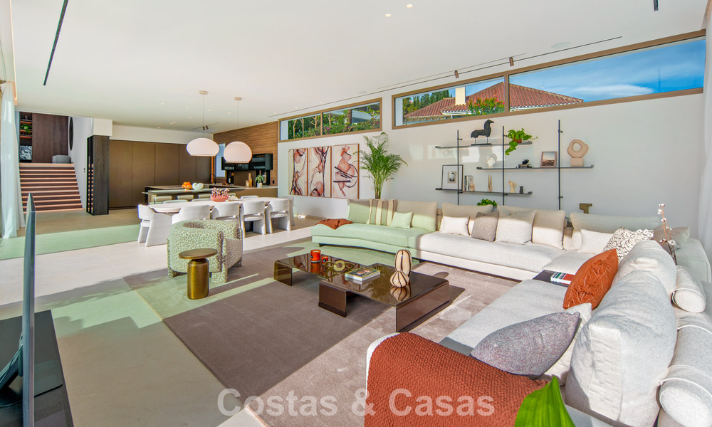 Hedendaagse design villa met panoramisch uitzicht te koop in Nueva Andalucia’s golfvallei, Marbella 800143