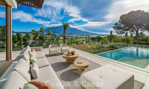 Hedendaagse design villa met panoramisch uitzicht te koop in Nueva Andalucia’s golfvallei, Marbella 800145