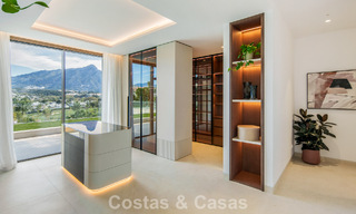 Hedendaagse design villa met panoramisch uitzicht te koop in Nueva Andalucia’s golfvallei, Marbella 800158 