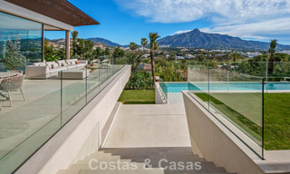 Hedendaagse design villa met panoramisch uitzicht te koop in Nueva Andalucia’s golfvallei, Marbella 800169 