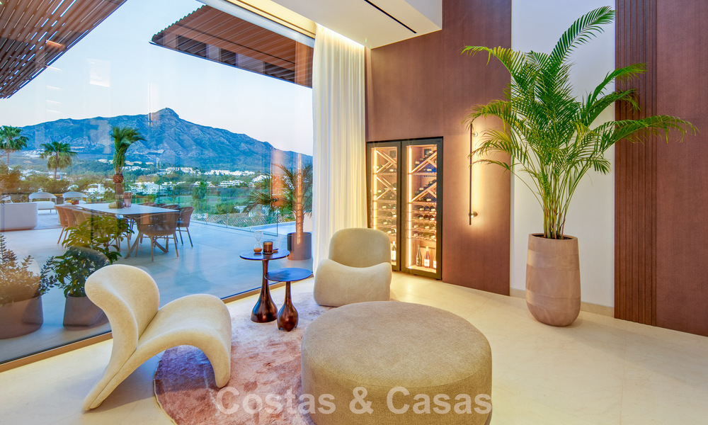Hedendaagse design villa met panoramisch uitzicht te koop in Nueva Andalucia’s golfvallei, Marbella 800185