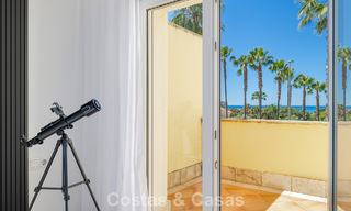 Gerenoveerde, halfvrijstaande villa te koop met zeezicht aan de golfbaan ten Oosten van Marbella 800249 