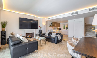 Gerenoveerde, halfvrijstaande villa te koop met zeezicht aan de golfbaan ten Oosten van Marbella 800260 