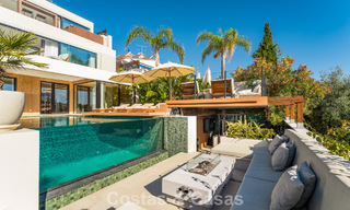 Modern, gerenoveerd luxevilla met prachtig uitzicht te koop in Nueva Andalucia, Marbella 800351 