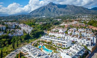 Luxueus townhouse te koop vlakbij Puente Romano, Marbella’s Golden Mile 800379 
