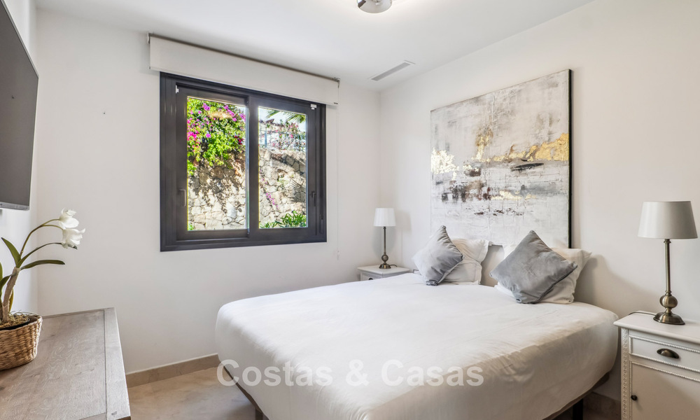 Luxueus townhouse te koop vlakbij Puente Romano, Marbella’s Golden Mile 800382
