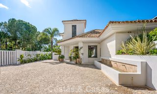 Moderne mediterrane luxevilla te koop in een afgeschermde community in Marbella - Benahavis 800407 
