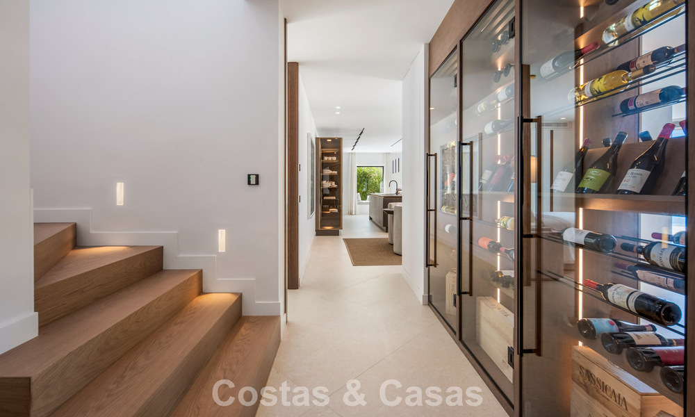 Moderne mediterrane luxevilla te koop in een afgeschermde community in Marbella - Benahavis 800422