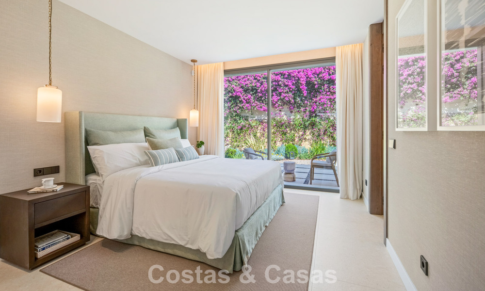 Moderne mediterrane luxevilla te koop in een afgeschermde community in Marbella - Benahavis 800425