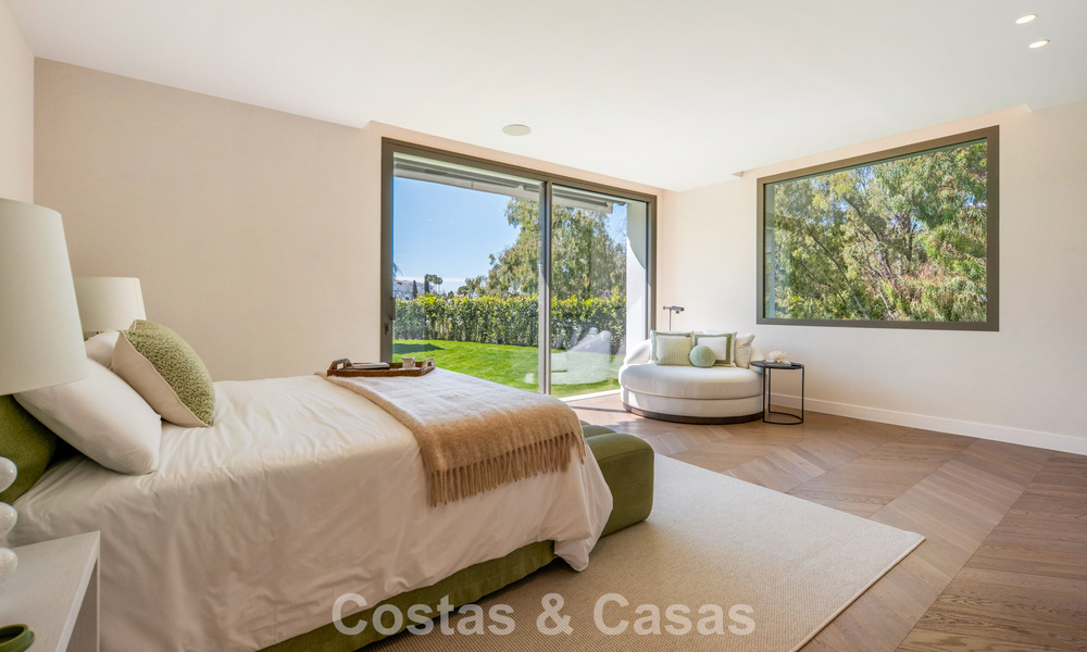 Moderne mediterrane luxevilla te koop in een afgeschermde community in Marbella - Benahavis 800435