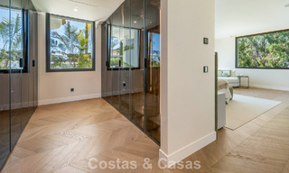 Moderne mediterrane luxevilla te koop in een afgeschermde community in Marbella - Benahavis 800441 