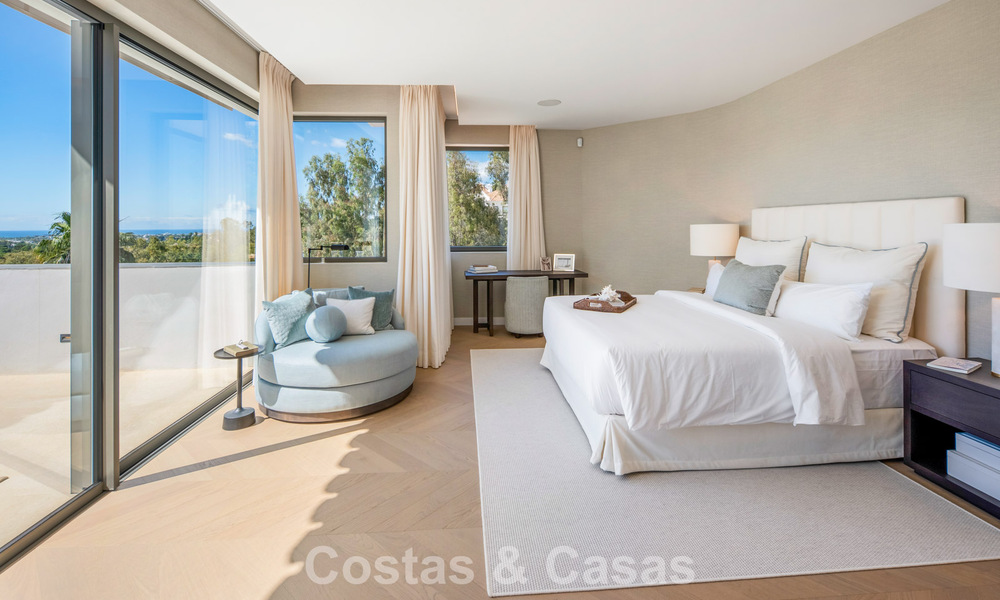 Moderne mediterrane luxevilla te koop in een afgeschermde community in Marbella - Benahavis 800443
