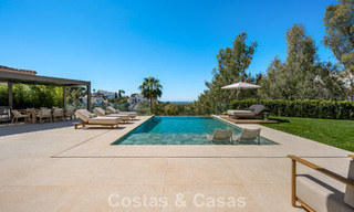 Moderne mediterrane luxevilla te koop in een afgeschermde community in Marbella - Benahavis 800454 
