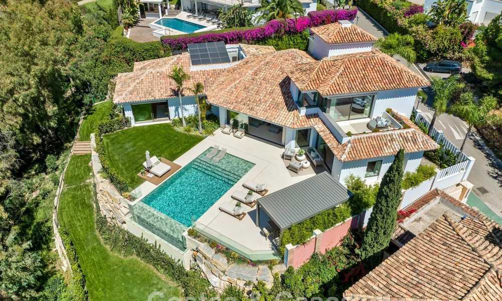 Moderne mediterrane luxevilla te koop in een afgeschermde community in Marbella - Benahavis 800476