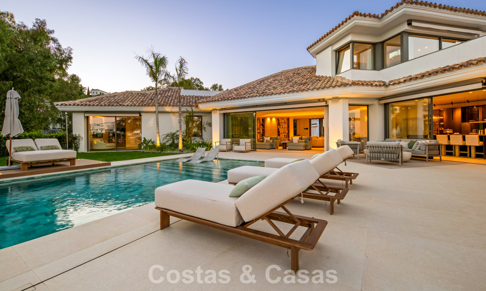 Moderne mediterrane luxevilla te koop in een afgeschermde community in Marbella - Benahavis 800490