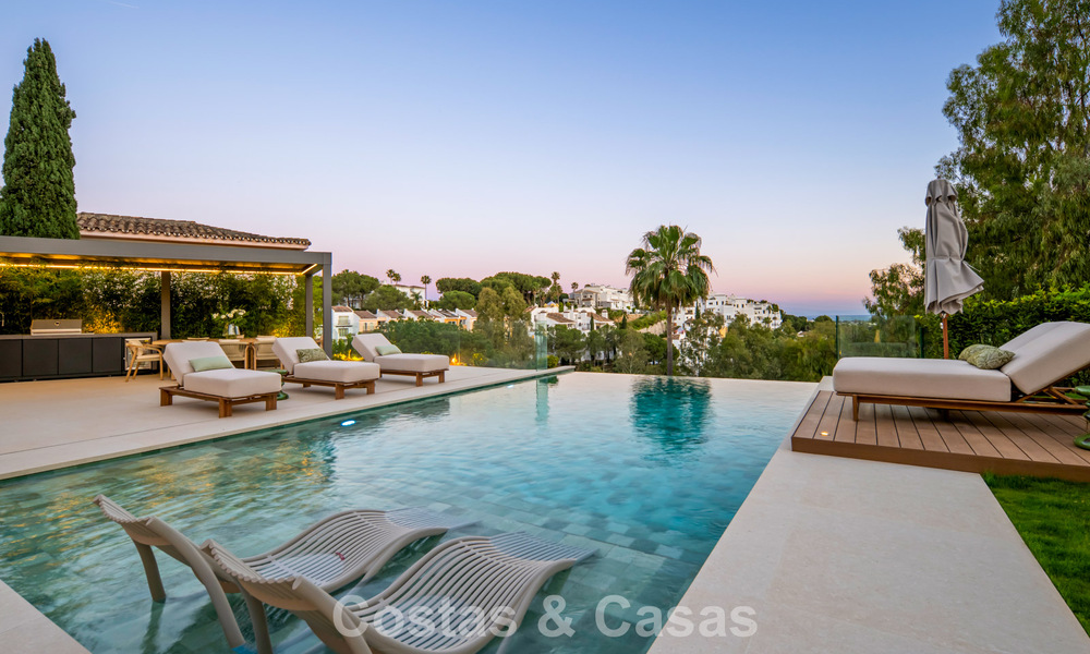 Moderne mediterrane luxevilla te koop in een afgeschermde community in Marbella - Benahavis 800493
