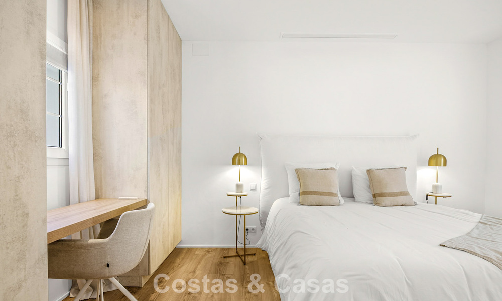 Mediterraanse, gelijkvloerse luxevilla te koop direct aan de golfbaan in Guadalmina, Marbella 800592