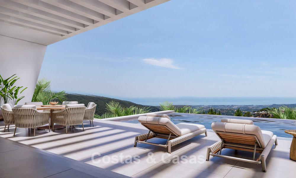 State-of-the-art luxevilla te koop in de rustige heuvels van Marbella - Benahavis met uitzicht op de groene vallei en de zee 800731