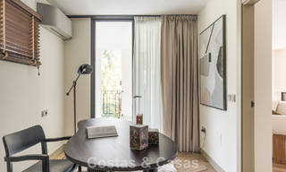 Luxueus, eigentijds gerenoveerd villa te koop in een gated community in Nueva Andalucia’s golfvallei, Marbella 800748 