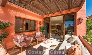 Exclusief duplex penthouse te koop aan het strand op de New Golden Mile tussen Marbella en Estepona 800767 