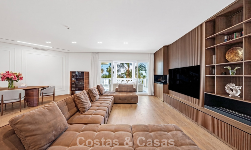 Eersteklas appartement te koop, direct aan het strand in het vijfsterren Las Dunas Park in Marbella - Estepona 800866
