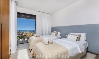 Eigentijdse luxevilla met panoramische vergezichten te koop in de heuvels van Marbella - Benahavis 800811 