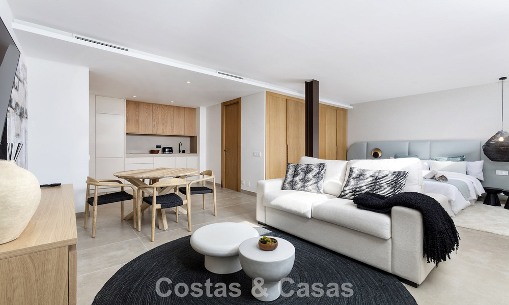 Eigentijdse luxevilla met panoramische vergezichten te koop in de heuvels van Marbella - Benahavis 800814