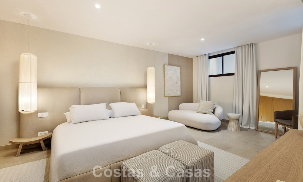 Eigentijdse luxevilla met panoramische vergezichten te koop in de heuvels van Marbella - Benahavis 800828